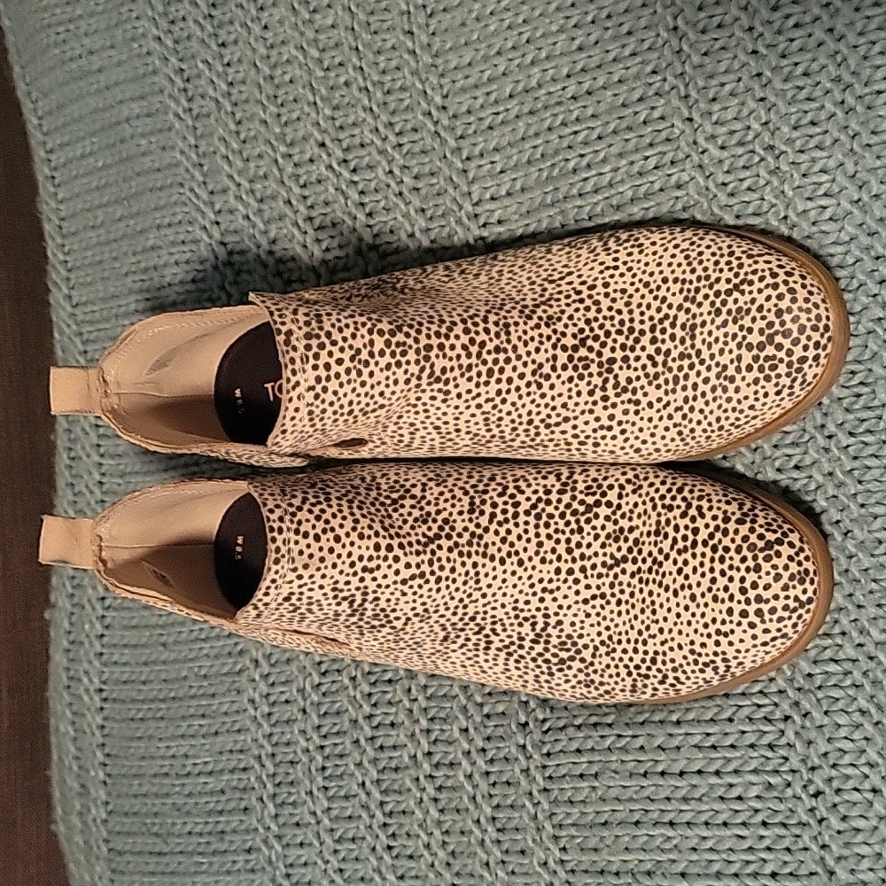 Toms wedge booties